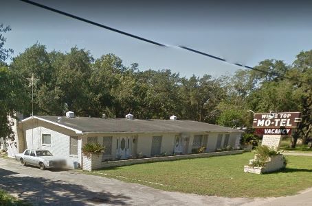 White Top Motel in Yorktown